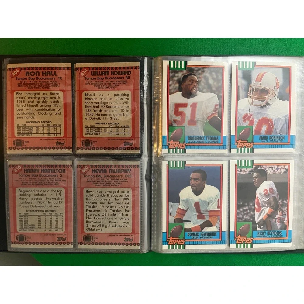 Tampa Bay Buccaneers 1990 Topps Team Set‎ with 40 card collector album.